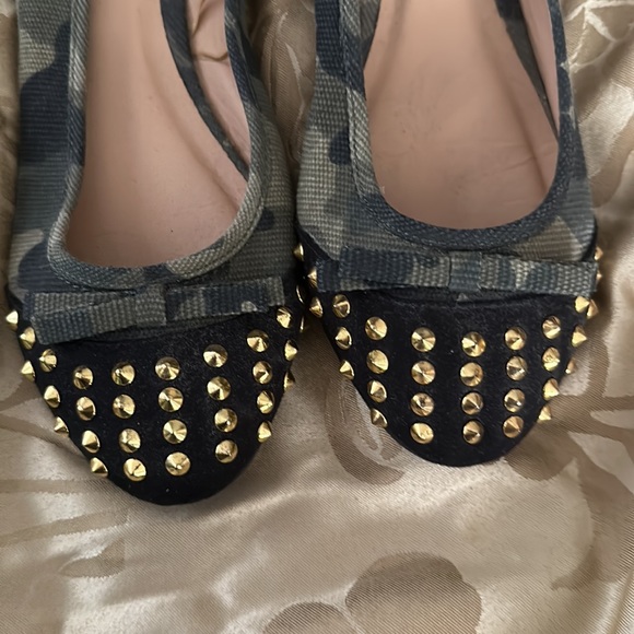 Forever 21 Camo Flats with Studs - Picture 4 of 4